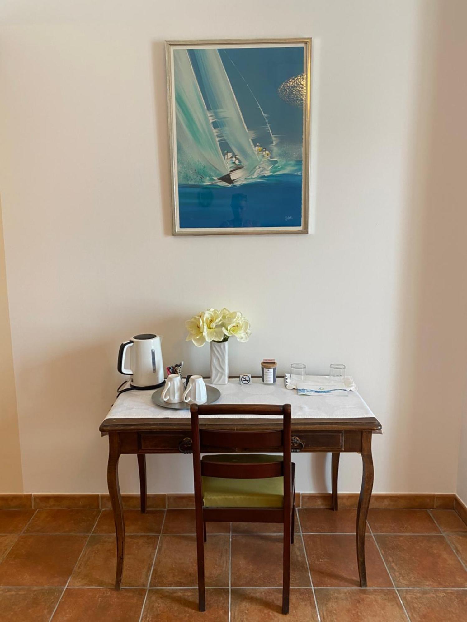 Le Relais D'Affiac Bed & Breakfast Peyriac-Minervois Екстериор снимка
